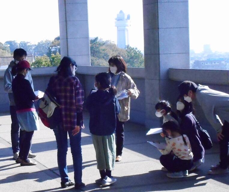 1探検ツアー　前回の様子　テラス.jpg